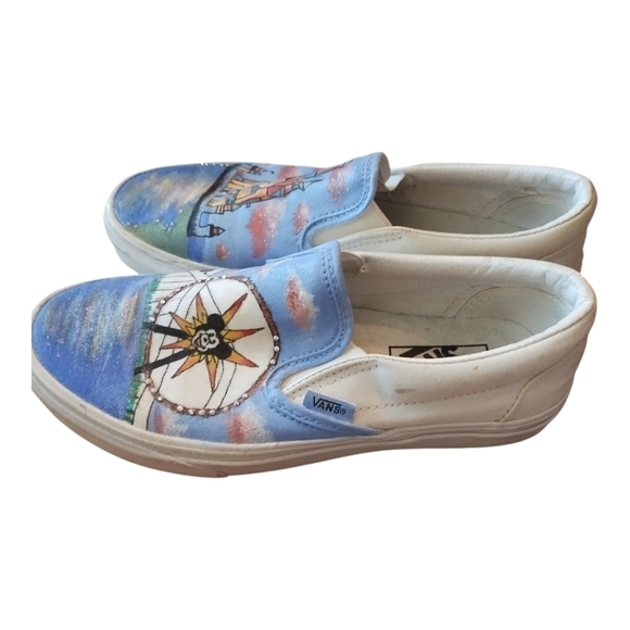 Vans  Mickey Mouse And Magic Kingdom Hand Painted - Picture 15 of 15